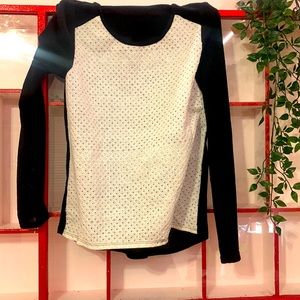 A Gibson long sleeve black and white shirt